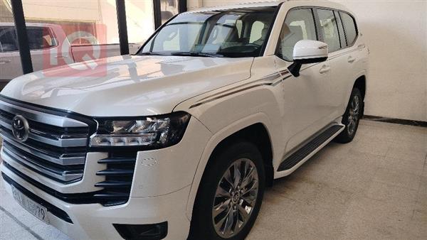 تۆیۆتا لاند کروزەر 2022  بۆ فرۆشتن لە عێراق -  بەغداد